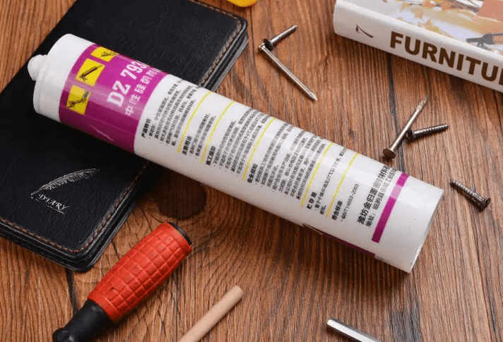 Hydrophilic vs Hydrophobic Fumed Silica: Understanding the Key Differences